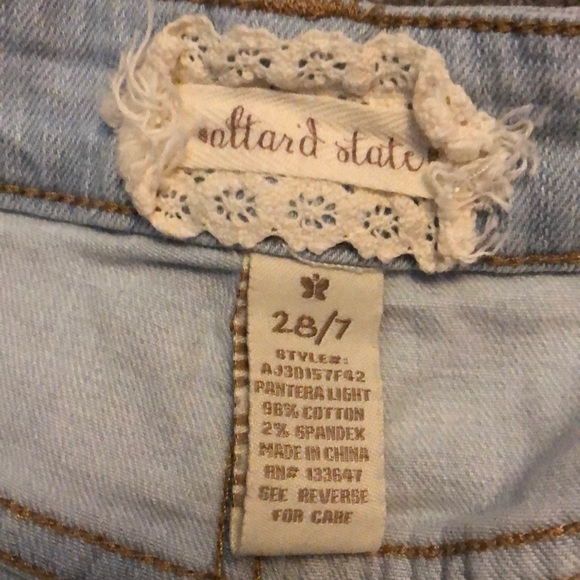 jean shorts - Picture 3 of 3